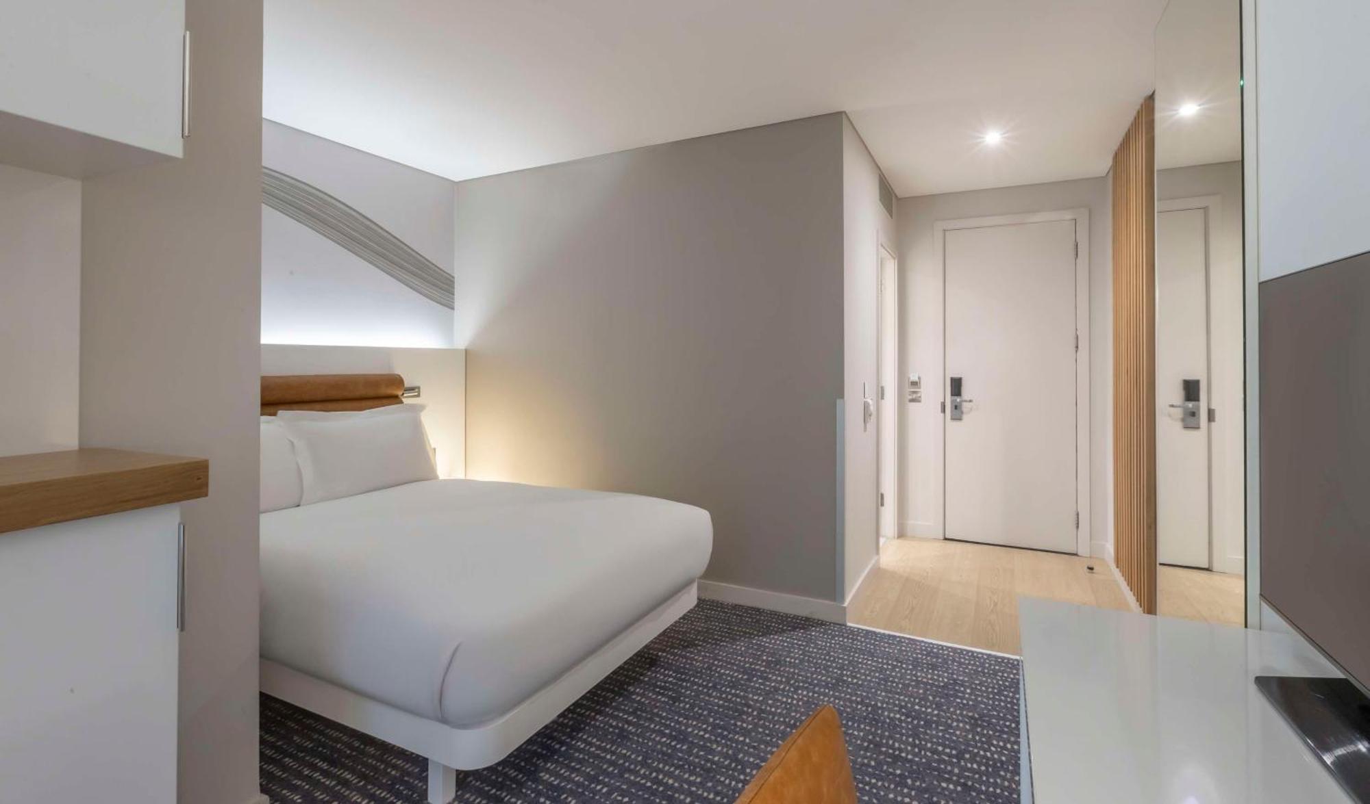 The Morrison Dublin, Curio Collection By Hilton Hotel Luaran gambar A bedroom at the hotel